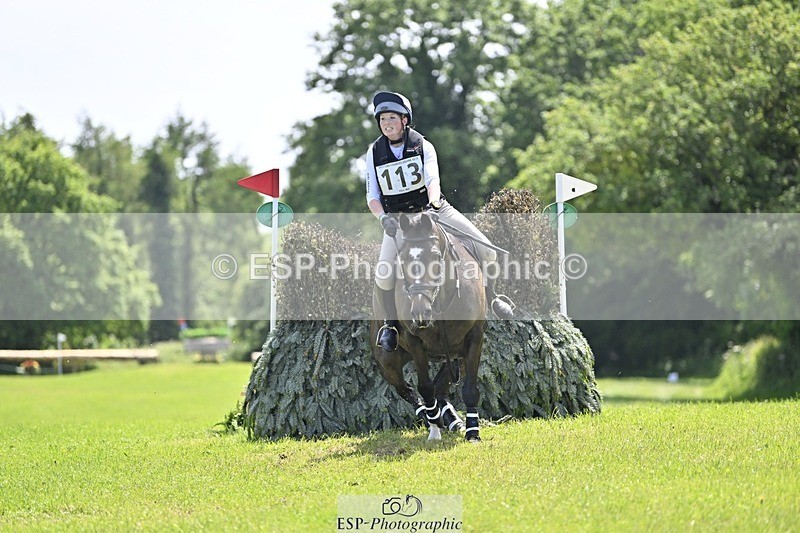 240525-131406-13664 - 113-MONANORE_GOLD-Jemima_Hughes