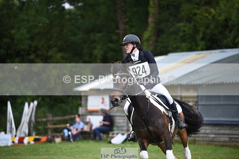 240630-120500-00620 - 924-Shona_White-Rosie