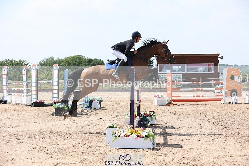 250725-142530-03295 - Cls 3 Snr Foxhunter