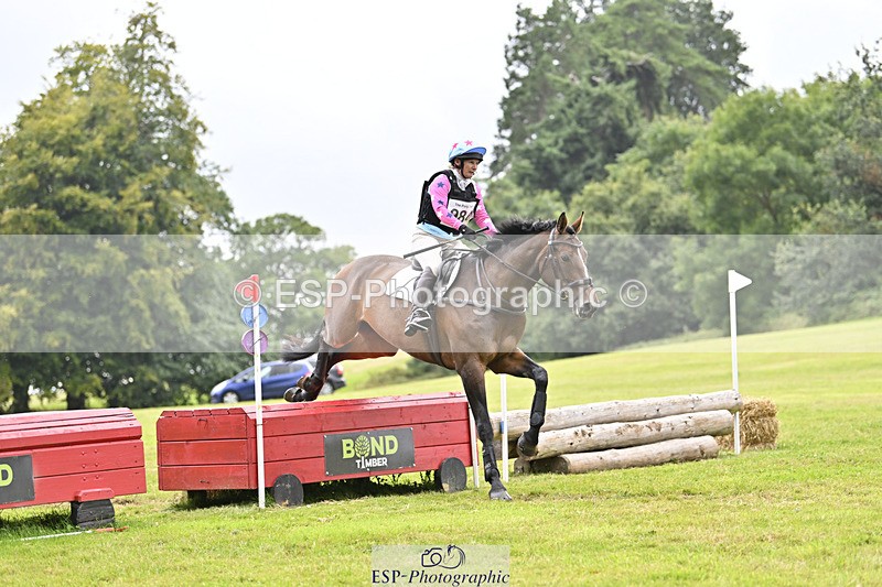 240825X-180954-38331 - 80cm XC 17.30 to End