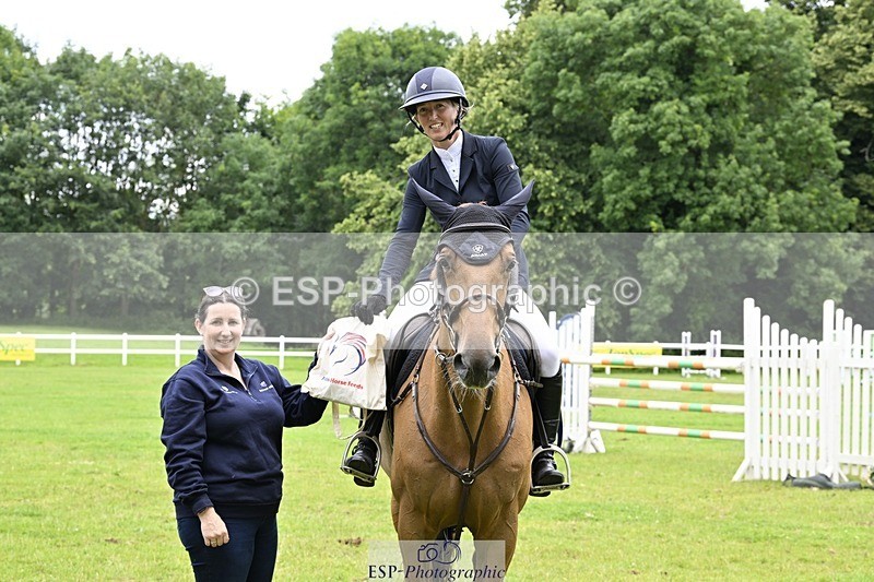 240711-125452-27017 - Cls 117 HOYS Grade C Jump Off and Presentations