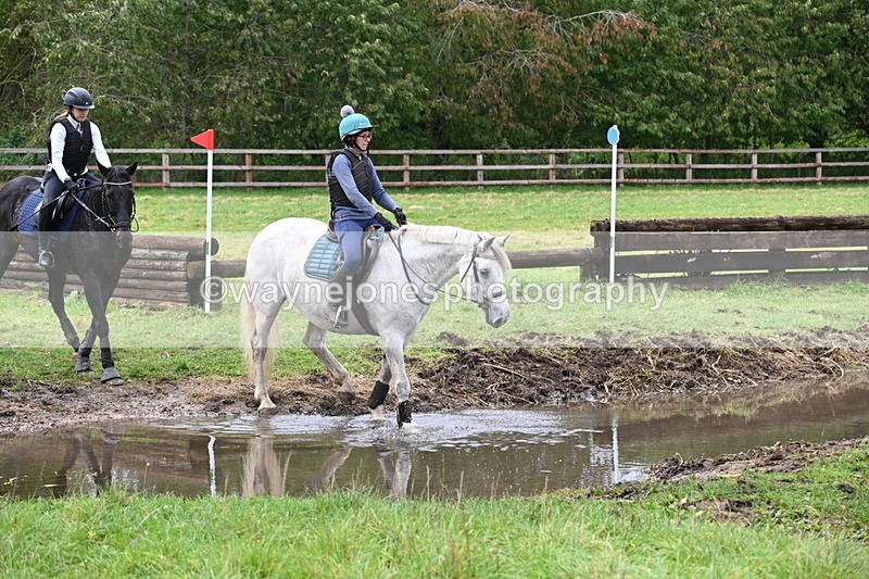 WJ6_6053 - Time at Photographer 12:41 to 13:05