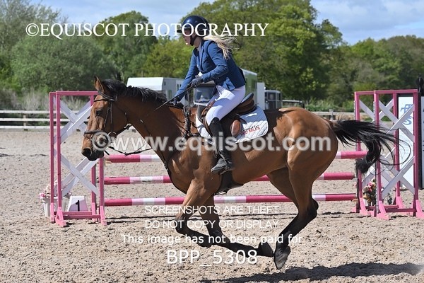 BPP_5308 - CLASS 39 MON  0.95m Amateur Championship Qualifier
