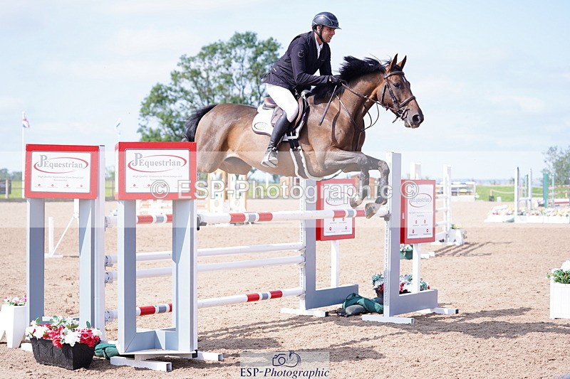 240802A-105136-03696 - Cls 15 Foxhunter