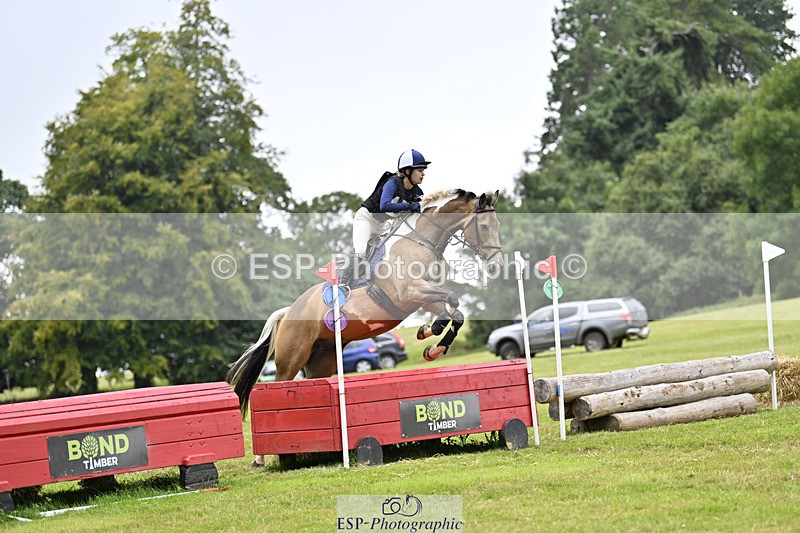 240825X-164458-37596 - 80cm XC 16.30 to 17.30