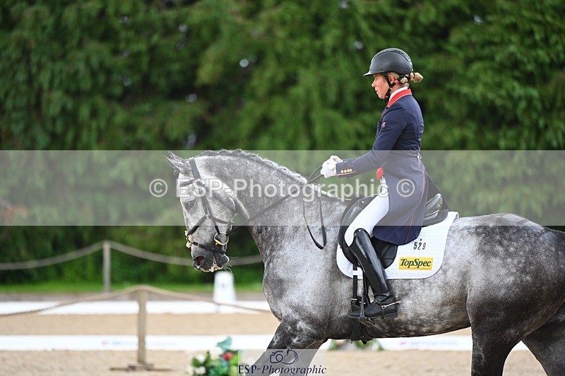 240524-141317-10162 - 529-SBH_BIG_WALL-Izzy_Taylor