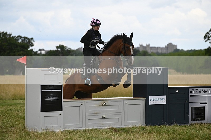 WJ6_4833 - Time at Jump 13:04 to 13:34