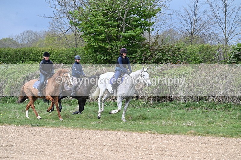 WJ7_2351 - Group 1
