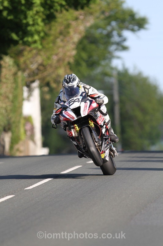 IMG_4404 - Thursday Practice  TT 2013