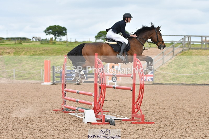 240609A-143931-06270 - Cls 19 Snr Foxhunter and 1.20m Open