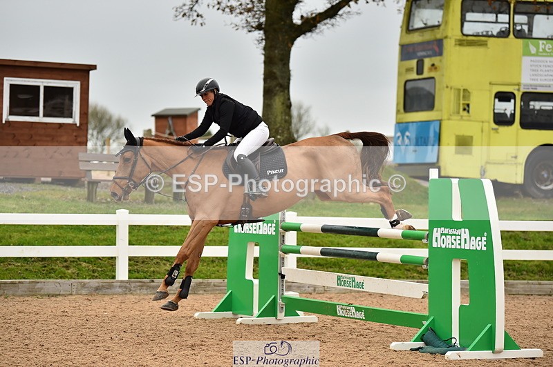 231122A-134220-00487 - Cls 5 Foxhunter & 1.20m Open