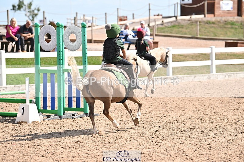 250821B-145530-00890 - Group D - Thomasina