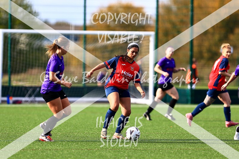 1DX30714 - 2025-10-05 FC Abbey Meads Ladies V Purton  Kingsdown FC Ladies