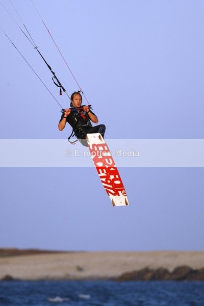 KS 250908-10 - Kite Surfing