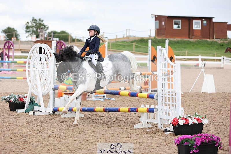 240630A-175437-16212 - Cls 28 Stepping Stones 128cm + 138cm