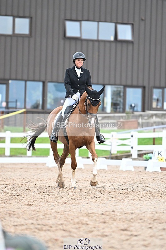 250907-141745-09228 - 007-Karen.DanceHevans.Sign.of.the.Times