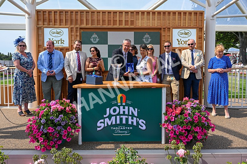 110726-Race 3-Redorange-2086 - Race 3 15.12pm John Smith's City Walls Stakes
