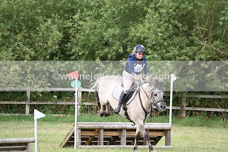 WJ6_6175 - 60cm XC Time 09:58 to 10:16