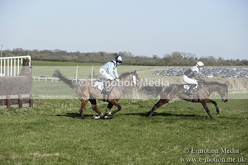 PtP 250317 301 - V.W.H. Hunt Point-to-Point Siddington 25/03/17
