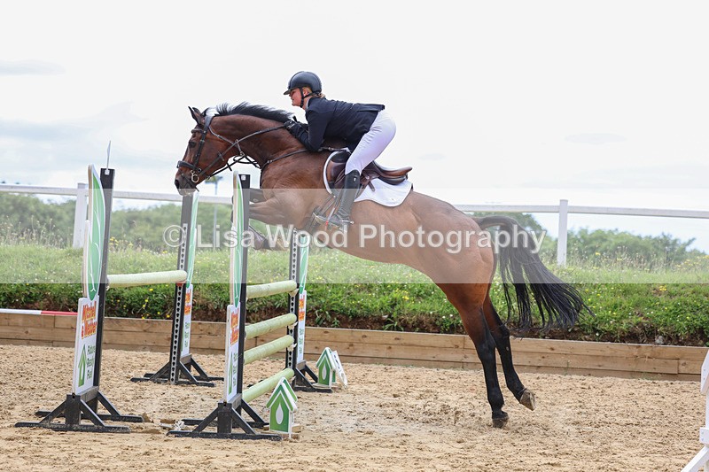 3E7A4244 - Class 7: Senior Newcomers/1.10m open