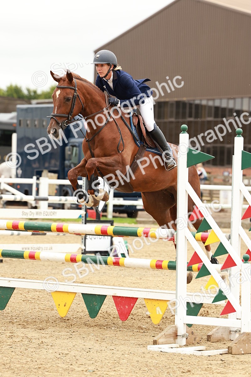 1I0A7770 - Class 4 - Senior Newcomers 1.10m