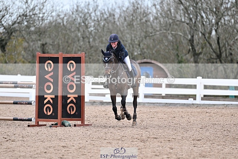 251126-144843-00746 - Cls 6 National 1.30m and 1.40m