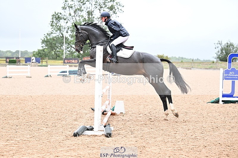 250827B-102737-00027 - Clear Round & Cls 1 Brit Nov 90cm