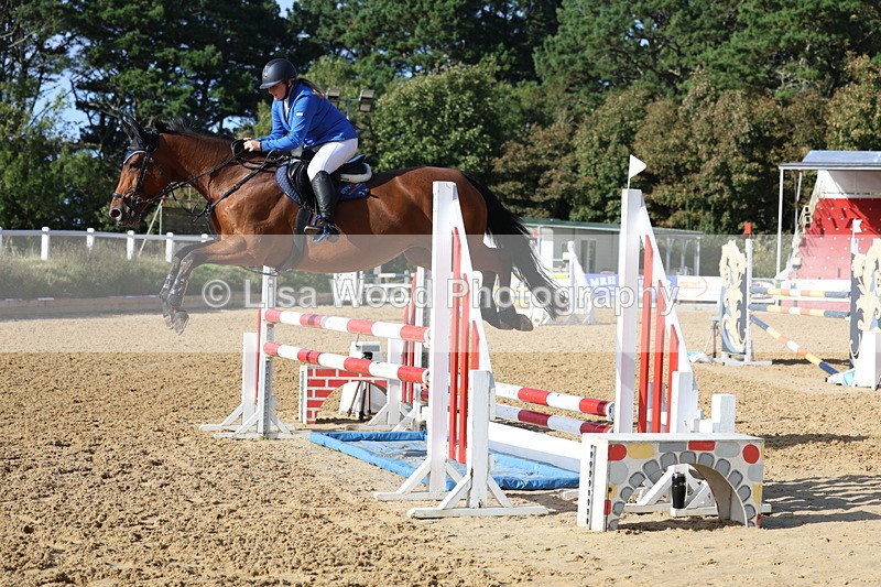 3E7A0712 - Class 13: Senior Newcomers/1.10m open