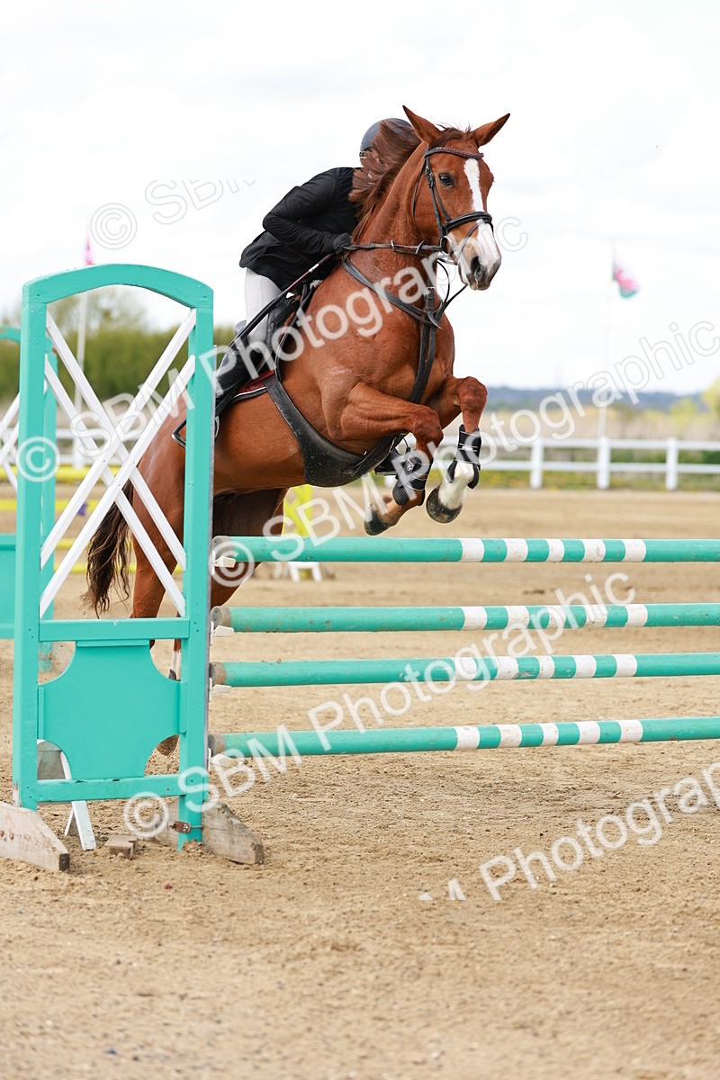 SBM_001861 - Class 4 - Senior Newcomers - 1.10m