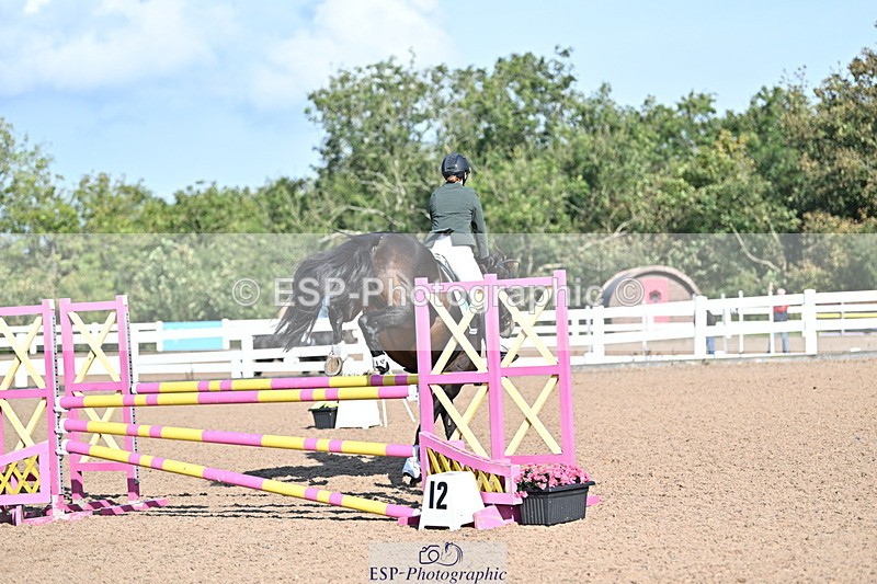 241004A-104905-01380 - Fri 07 Snr Brit Nov & 90cm Open