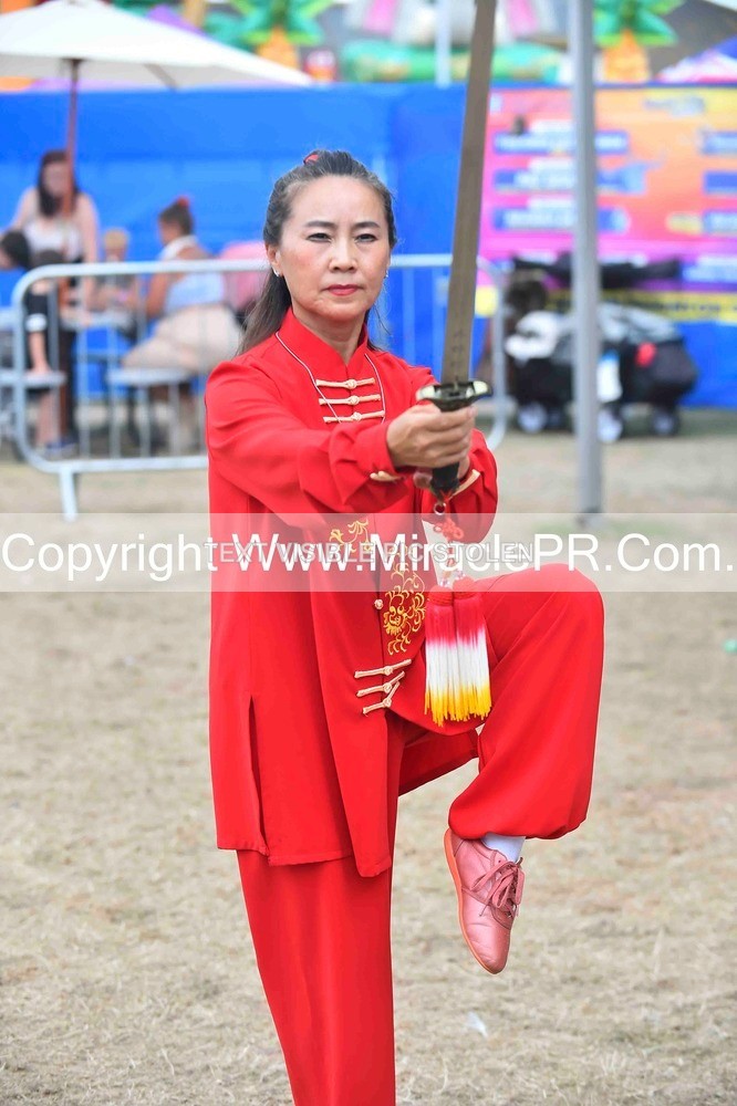 SH4_1515 - Tai Chi with Lisa Kay.