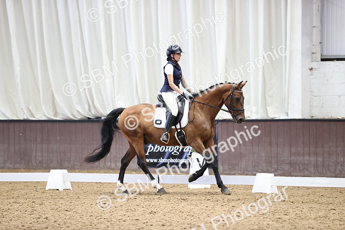 SBM_000831 - Novice 4 Warm Up