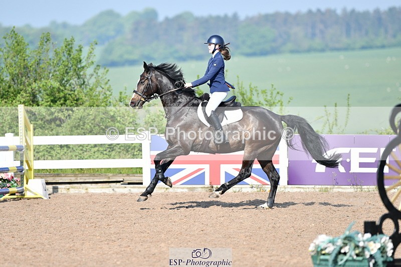 240512A-085150-16995 - Cls 39 British Novice and 90cm Open