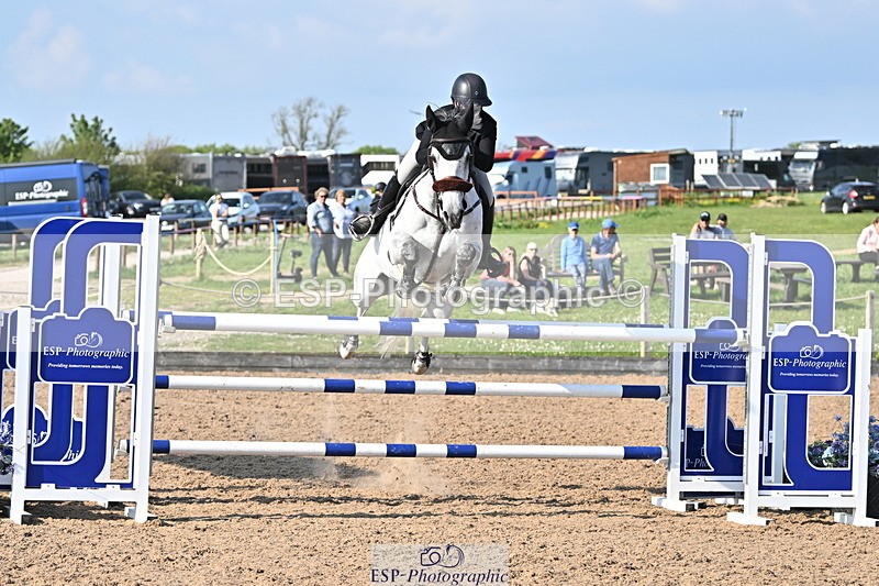 240509A-173600-03581 - Cls 12 Chard Equ Speed Derby