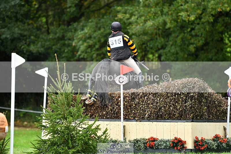 251025A-093420-15388 - D-315-Georgina.Marks