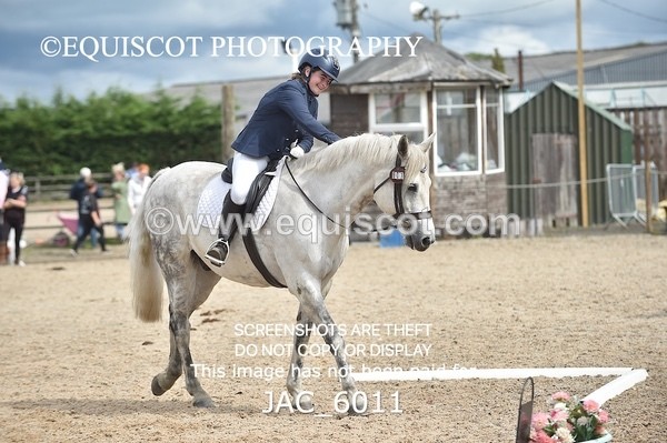 JAC_6011 - NOVICE 6