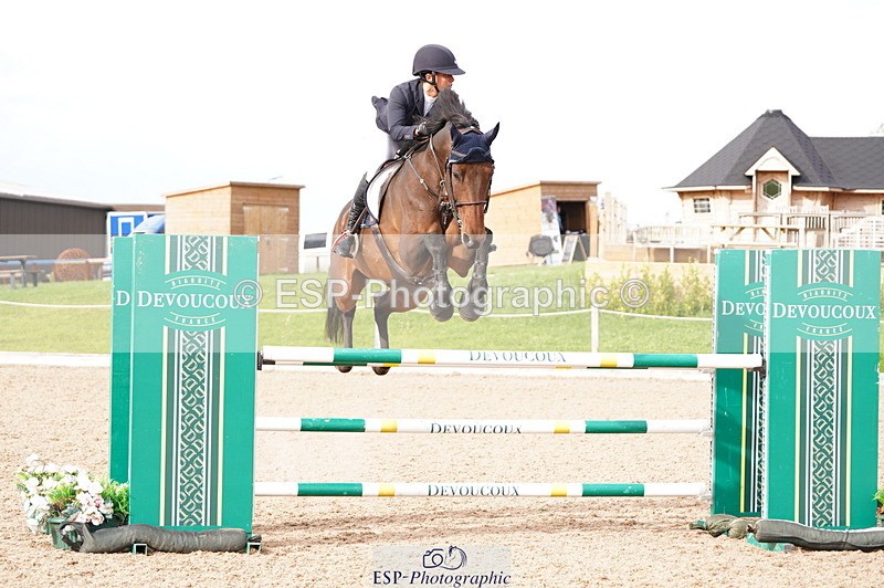 241004A-152026-00948 - Fri 04 Snr Fox & 1.20m Open