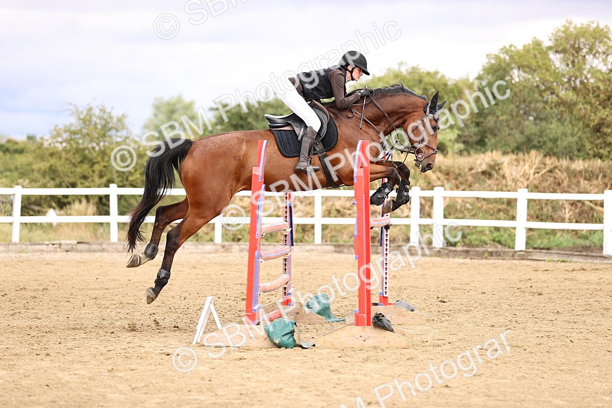 SBM_026974 - Class 13 - Senior Newcomers - 1.10m