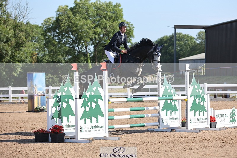 240718A-093432-00851 - Cls 25, YH 5 Yr Olds 1.10m