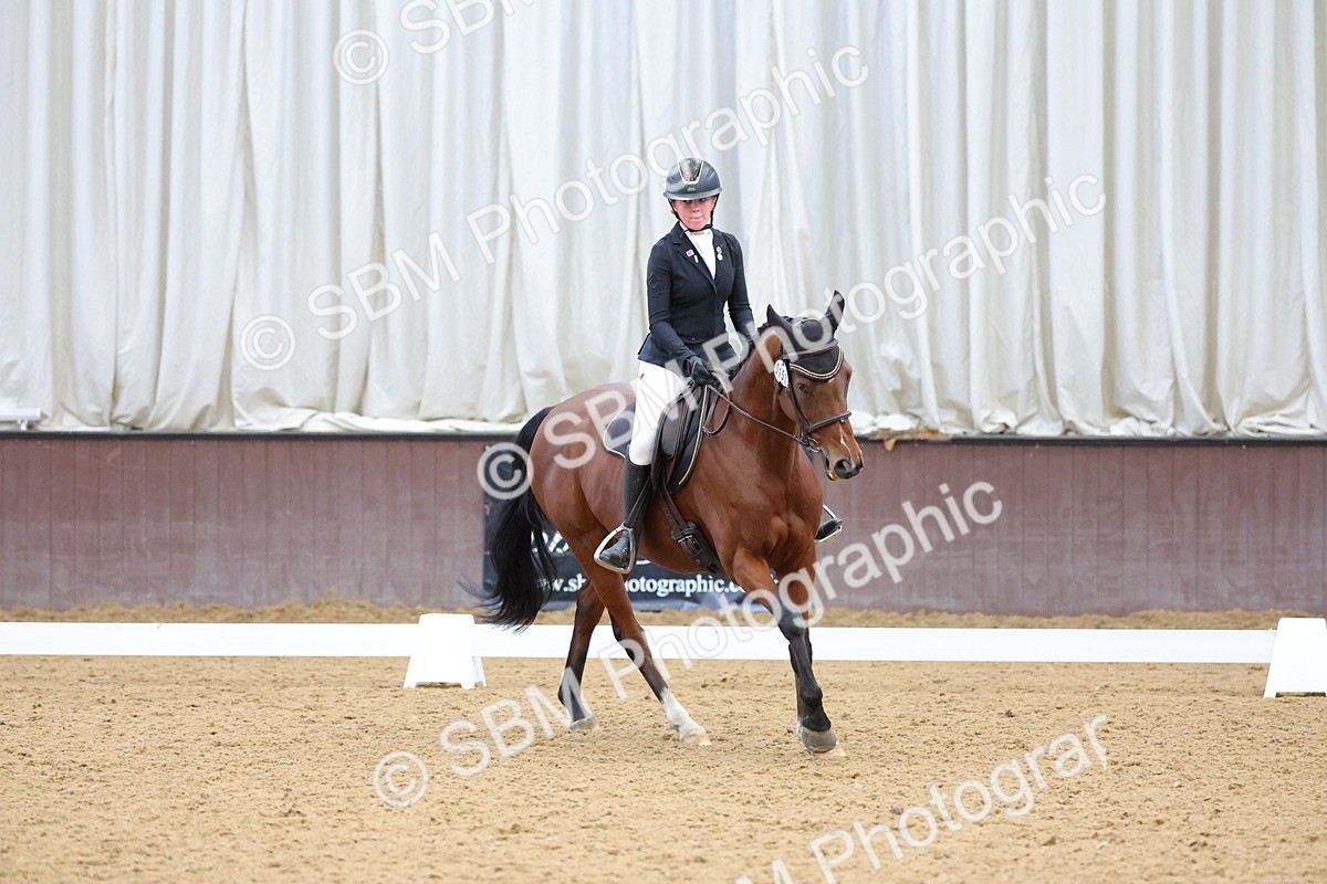SBM_003900 - Novice
