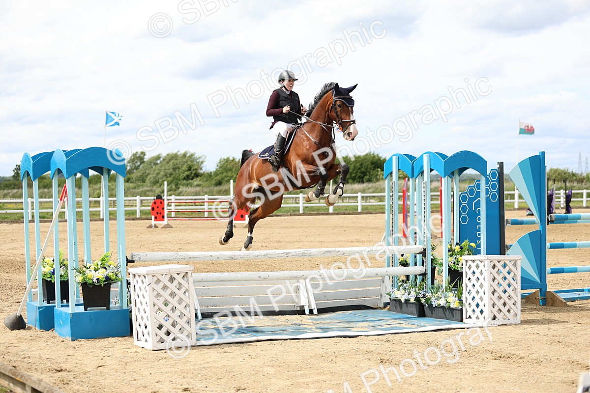 SBM_001168 - Class 5 - Senior Foxhunter - 1.20m
