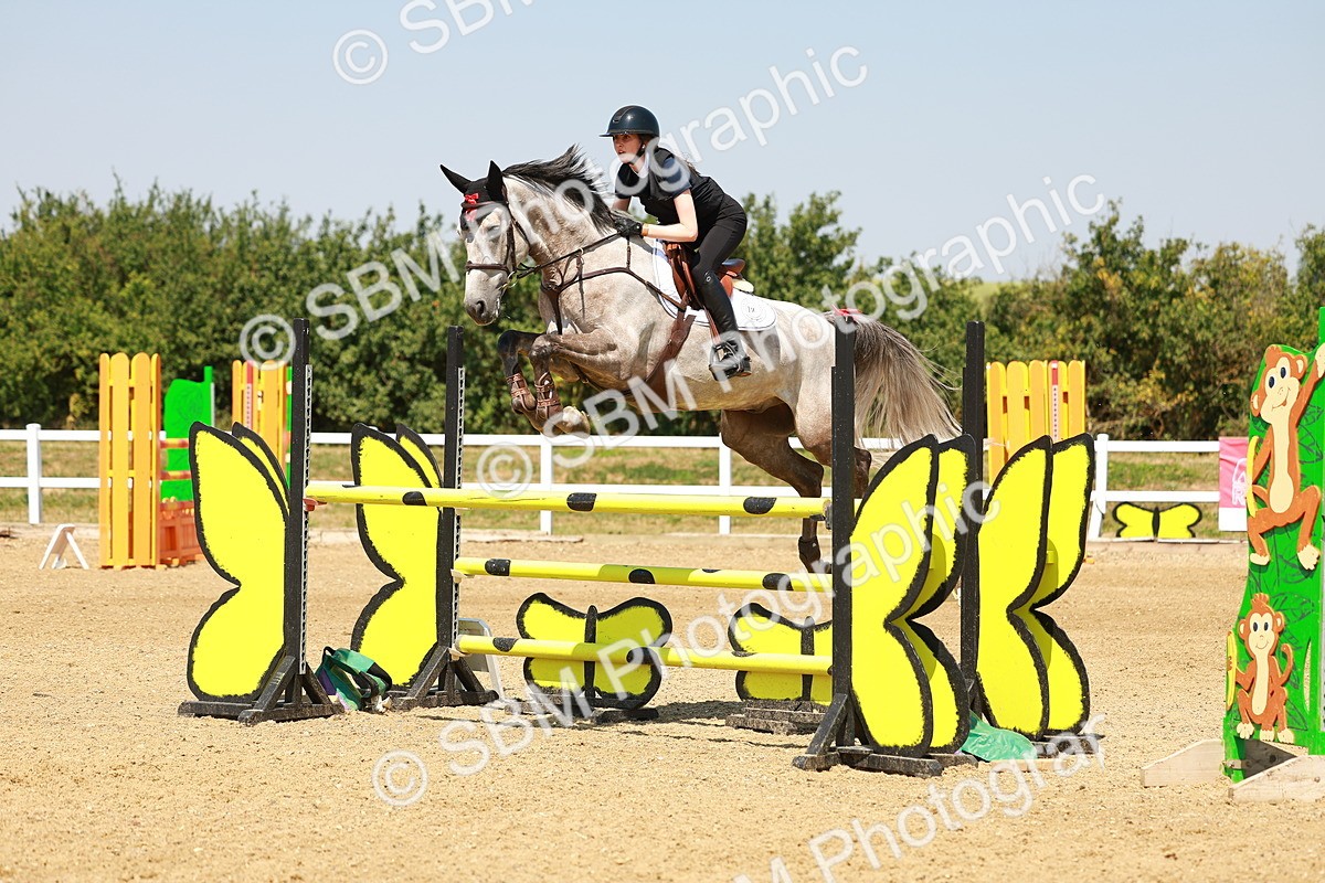 SBM_002105 - Class 5 - Senior Foxhunter - 1.20m