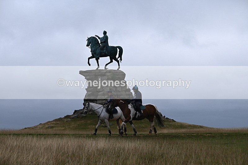 DSC_0182 - Time at Statue 09:51 to 10:54