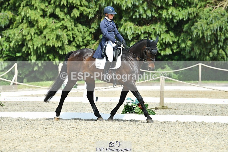 230525-150923-04562 - 425-ABC_ARCTIC_DAME-Jess_Falle-DR