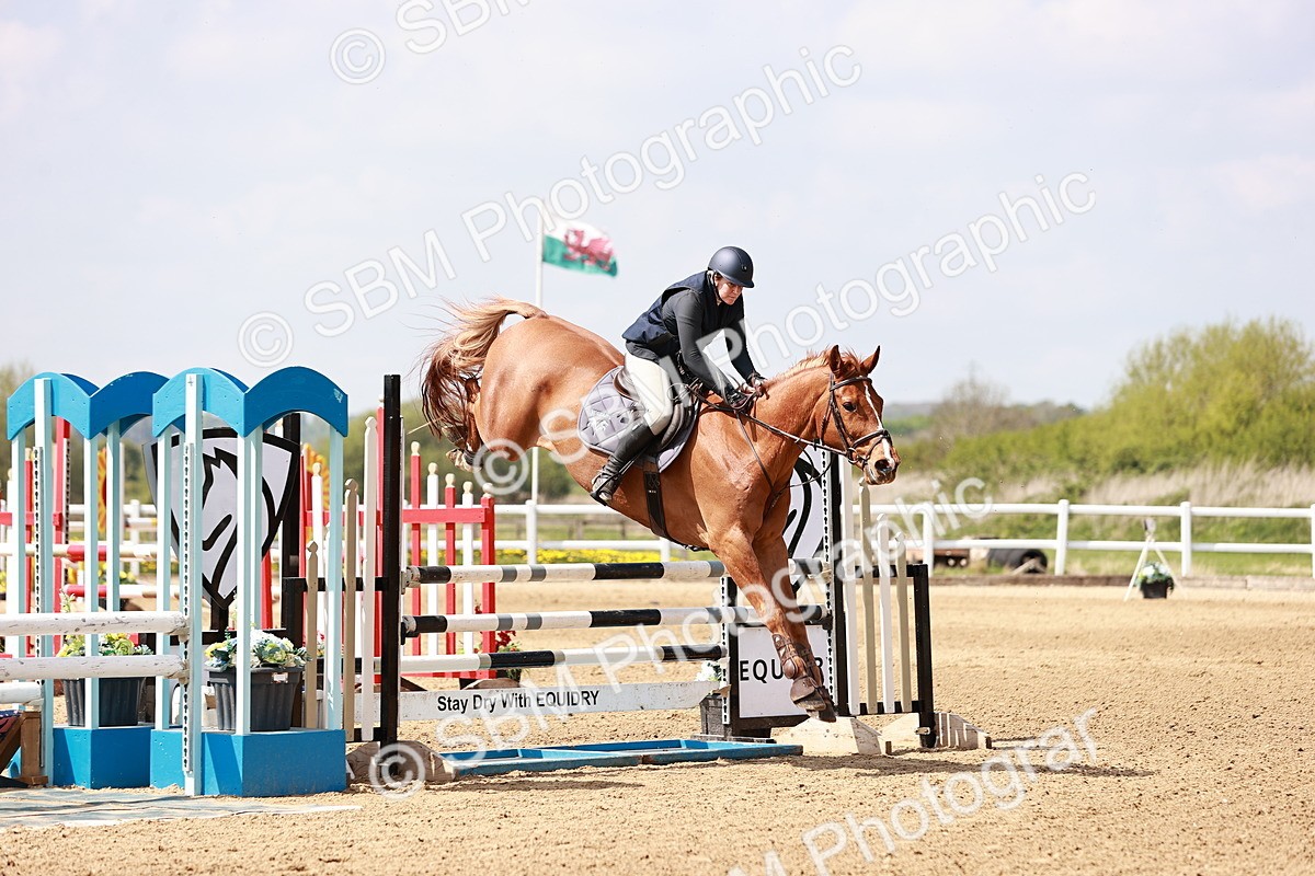  - Class 24 - Senior Newcomers - 1.10m