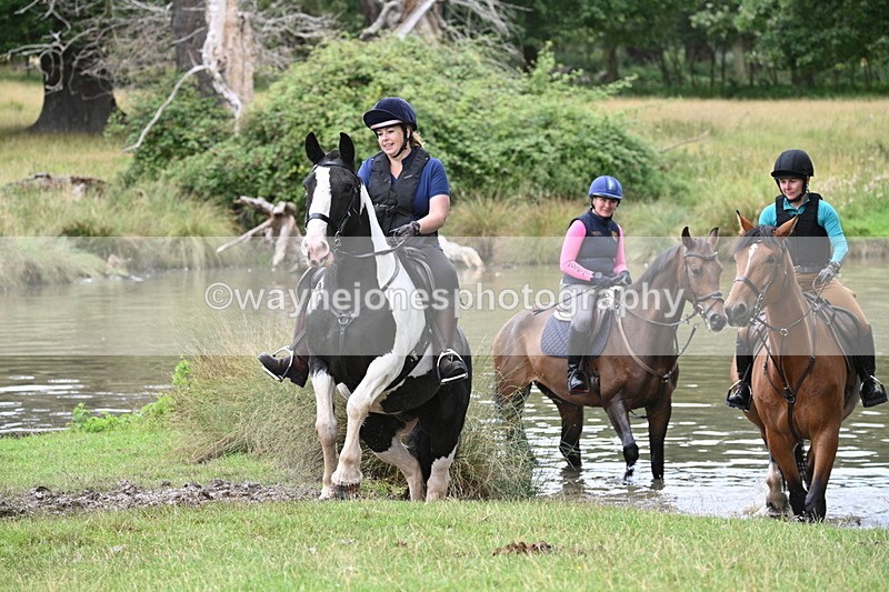 WJ7_3703 - Time at Water 12:15 to 12:50