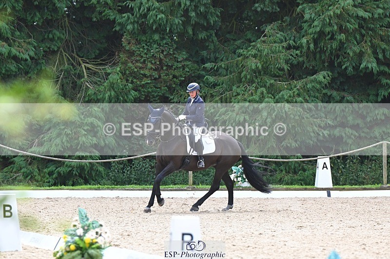 240809-134247-01631 - 230-Louise.Hutchinson-Shovern.Noire