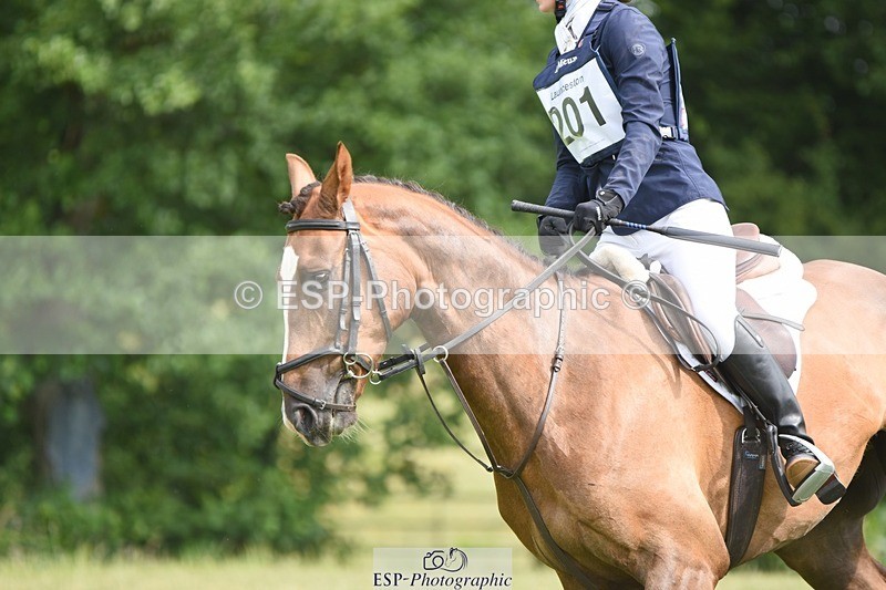 230625-094246-00365 - SJ 90cm 9.00 to 10.00