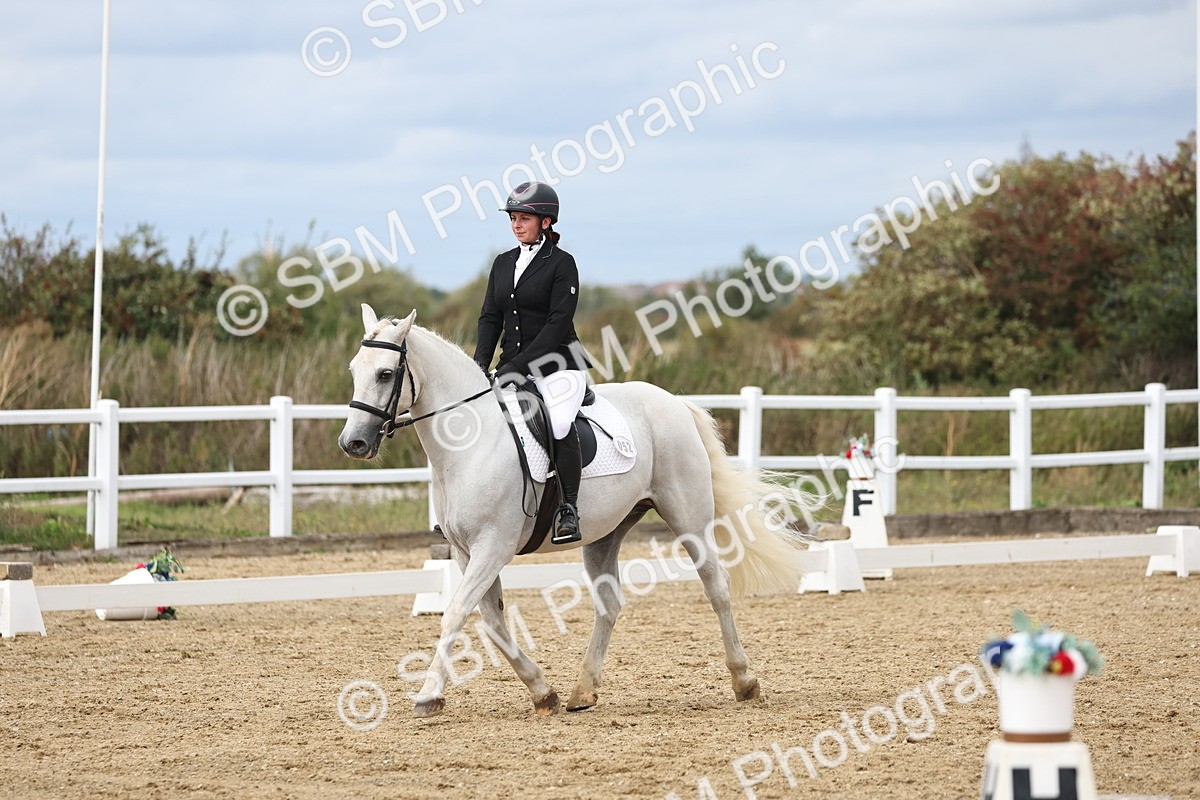 SBM_003748 - Class 8 - Novice 3 Champs