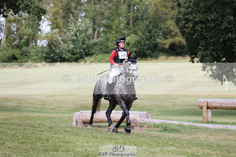 240825X-140055-34403 - 80cm XC 13.30 to 14.30